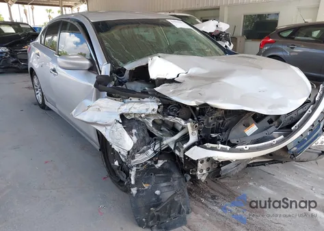 2013 Nissan Altima 2.5 S z USA, uszkodzony, nr VIN 1N4AL3AP0DC138950